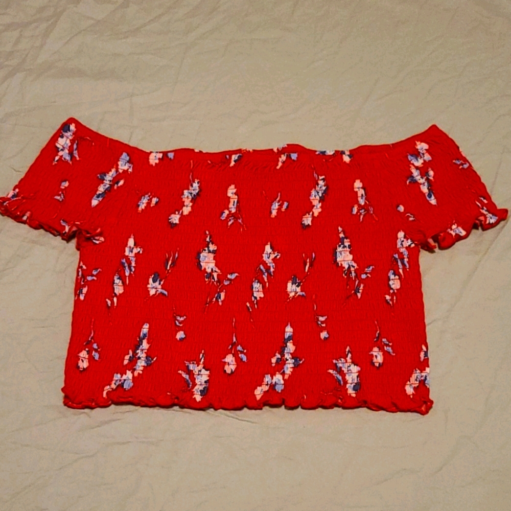 Arizona Jean Co. Floral Crop Top